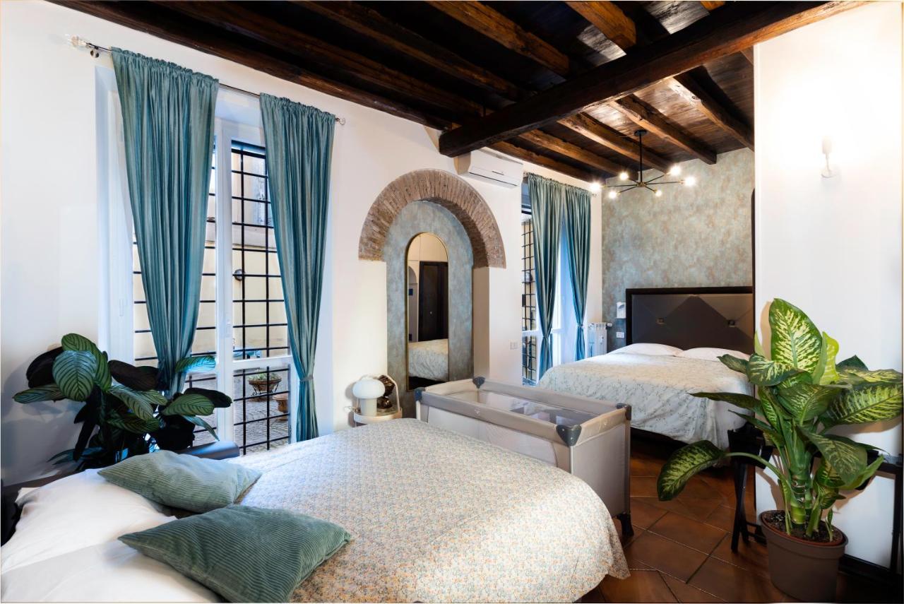 Quiet Trevi Fountain Apartment With Patio And Backyard Rome Extérieur photo