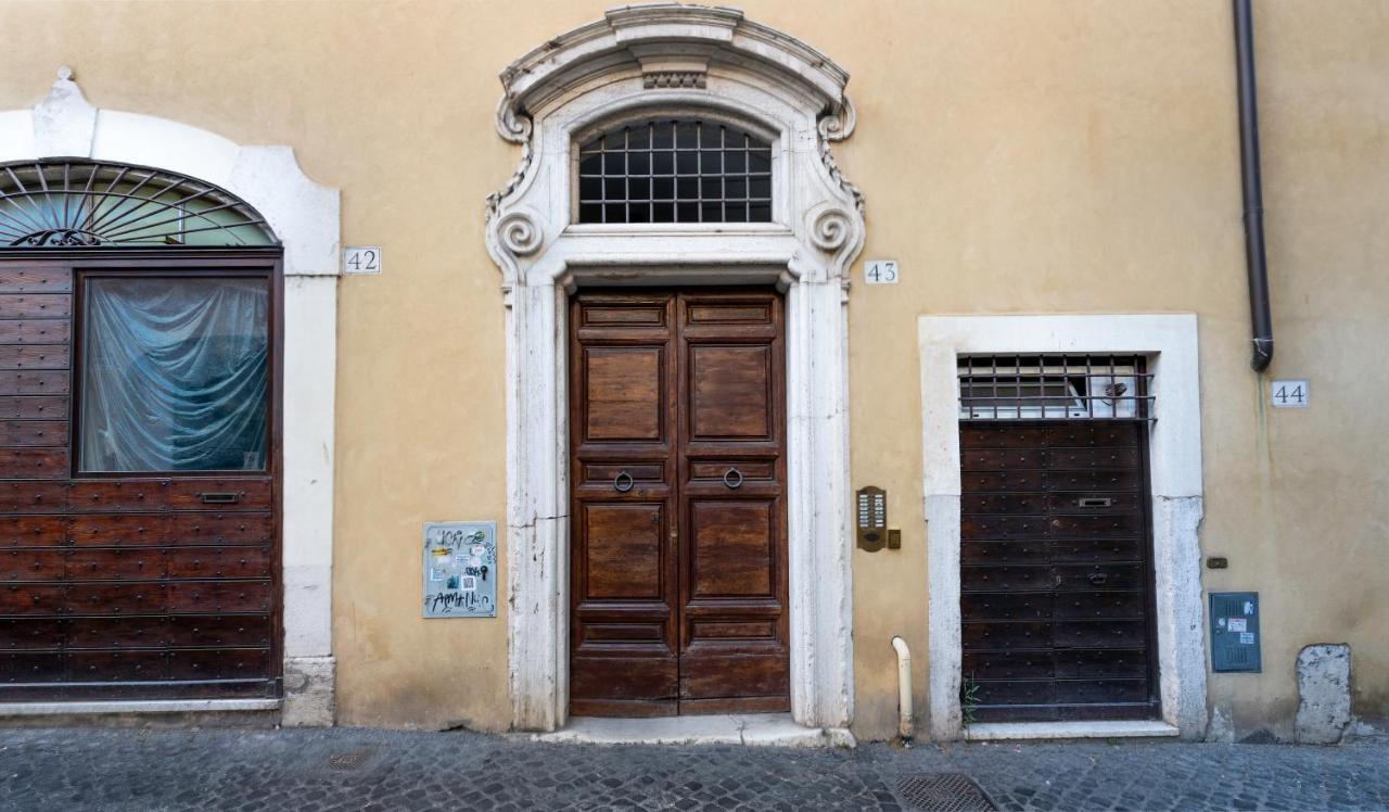 Quiet Trevi Fountain Apartment With Patio And Backyard Rome Extérieur photo