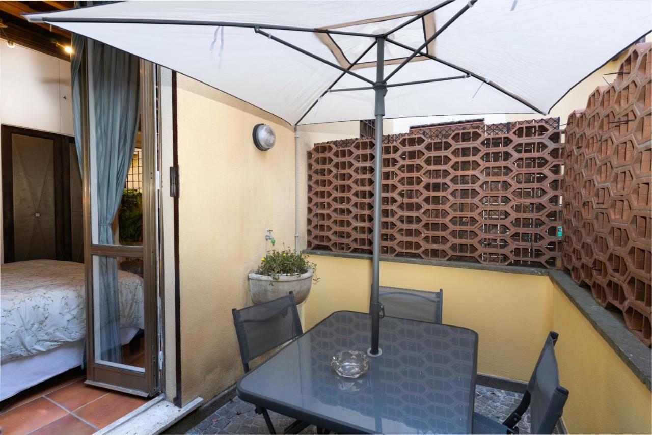 Quiet Trevi Fountain Apartment With Patio And Backyard Rome Extérieur photo