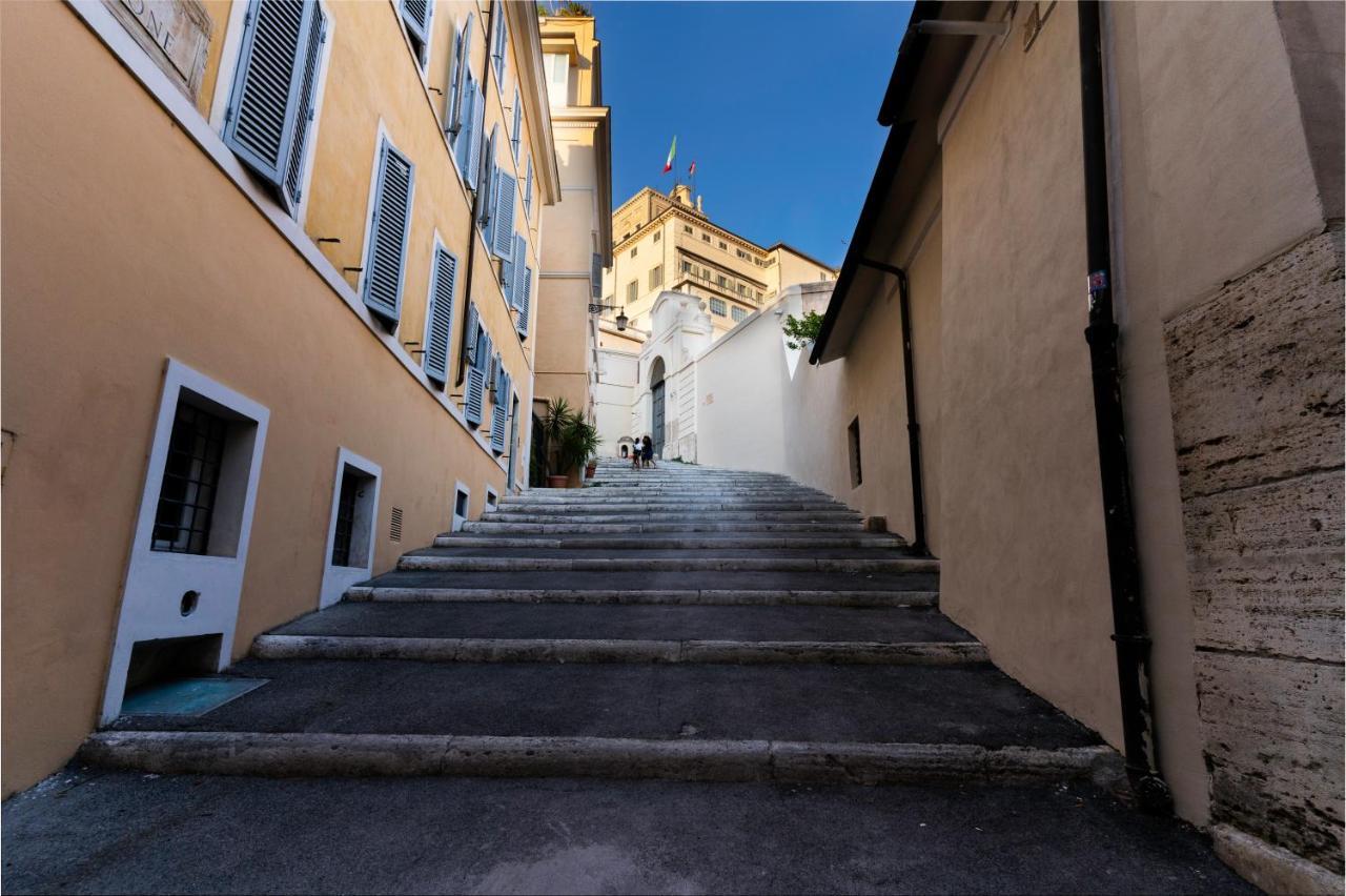 Quiet Trevi Fountain Apartment With Patio And Backyard Rome Extérieur photo
