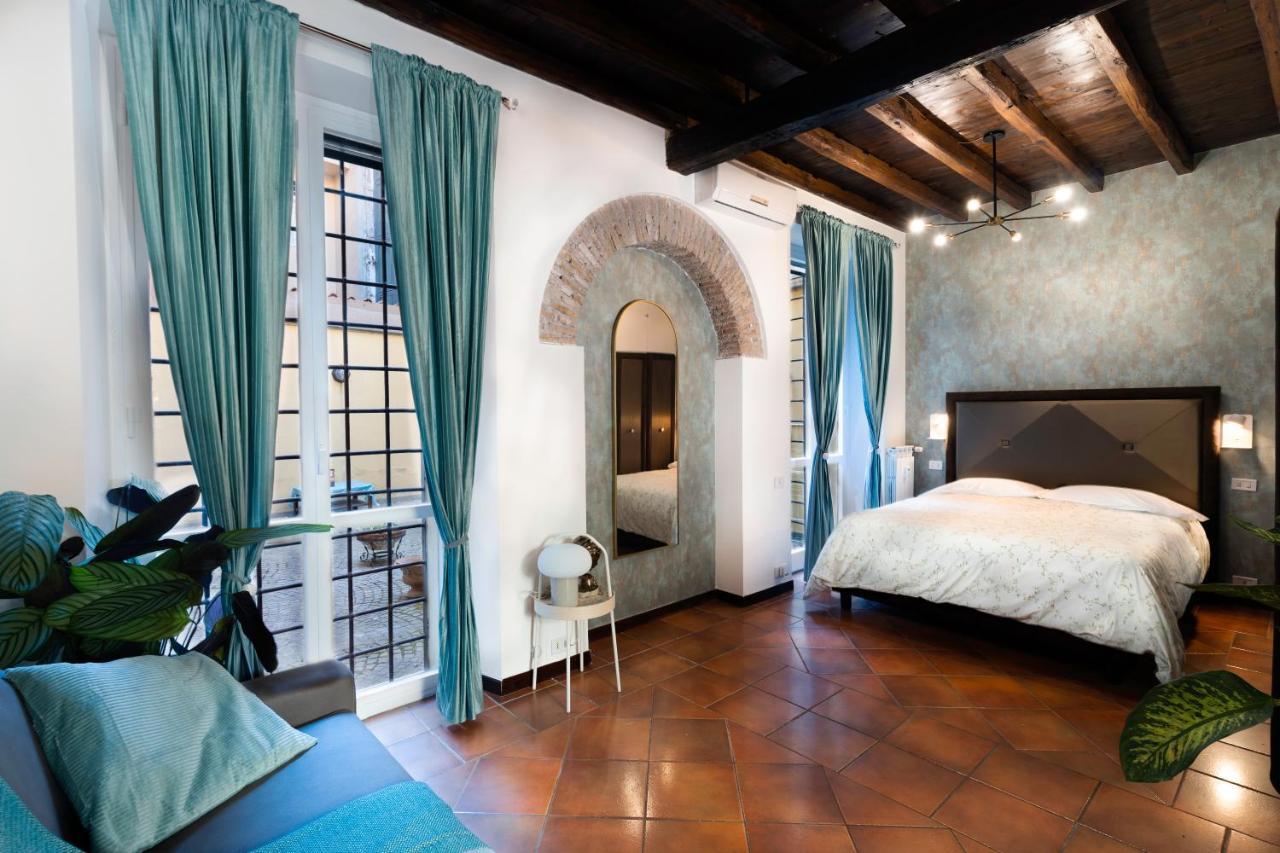 Quiet Trevi Fountain Apartment With Patio And Backyard Rome Extérieur photo