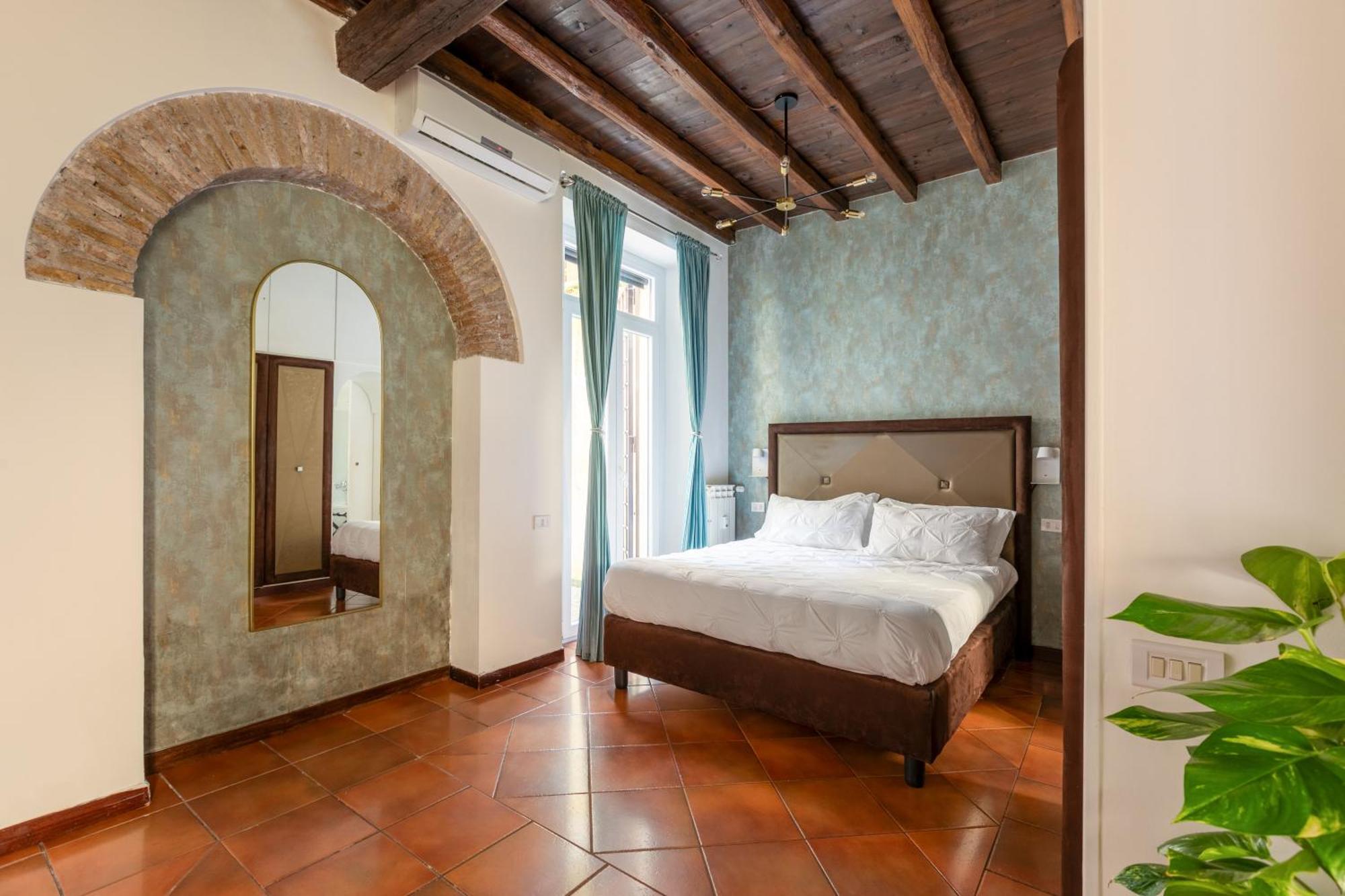 Quiet Trevi Fountain Apartment With Patio And Backyard Rome Extérieur photo