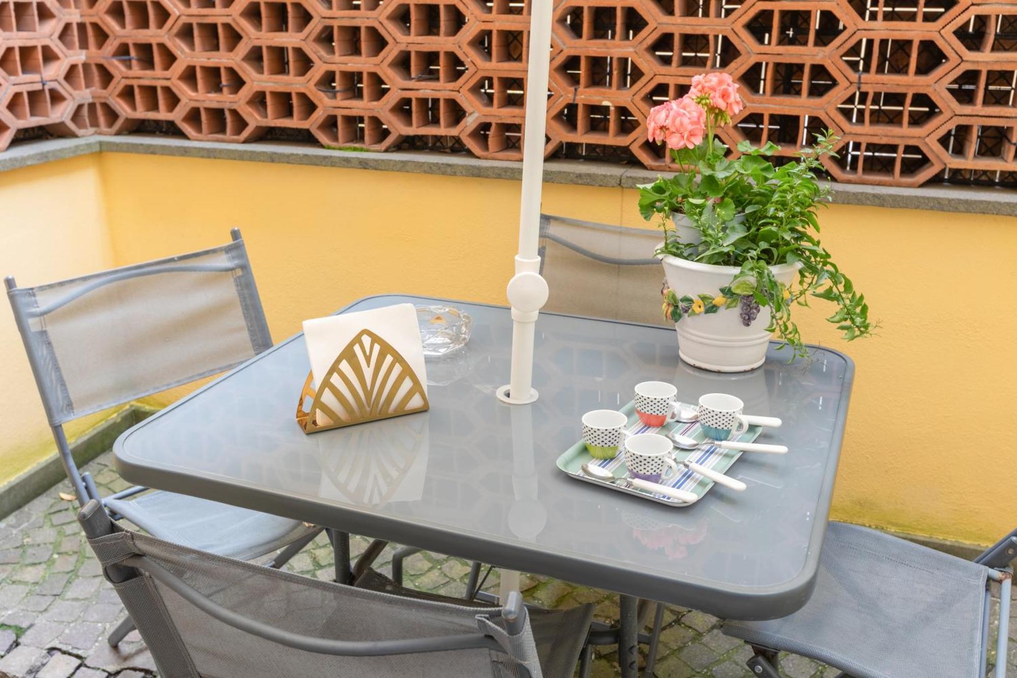 Quiet Trevi Fountain Apartment With Patio And Backyard Rome Extérieur photo